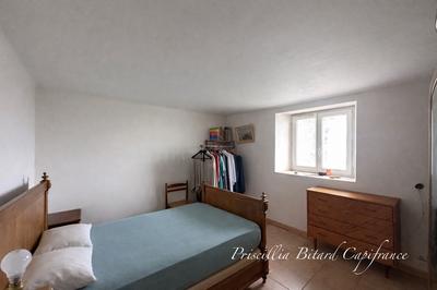 Maison - 231 m² - 8 pièces