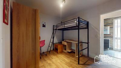 Maison traditionnelle - 82 m² - 4 pièces