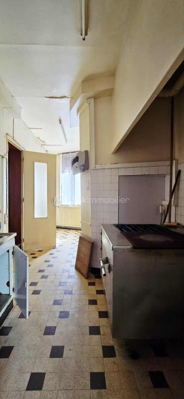 Immeuble - 155 m² - 5 pièces