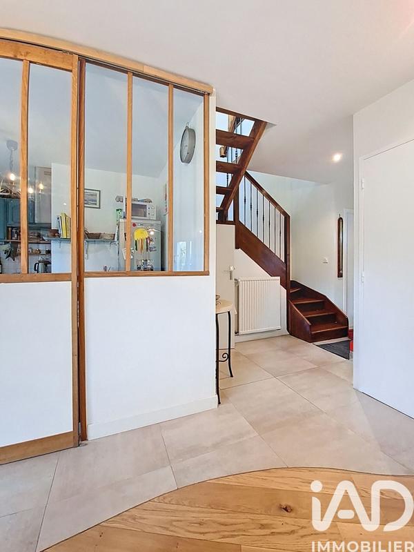 Maison - 95 m² - 4 pièces