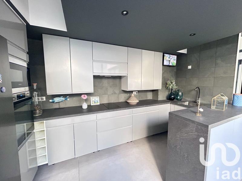 Maison de maîtres - 140 m² - 6 pièces