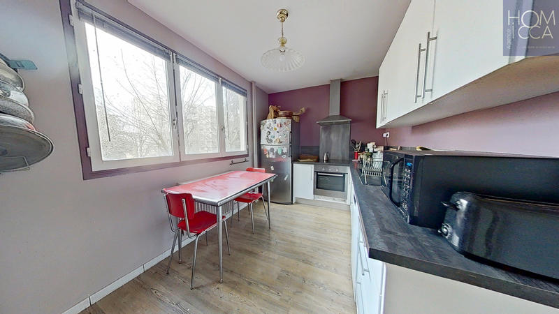 Appartement - 107 m² - 5 pièces