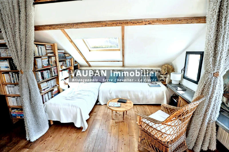 Appartement - 103 m² - 4 pièces