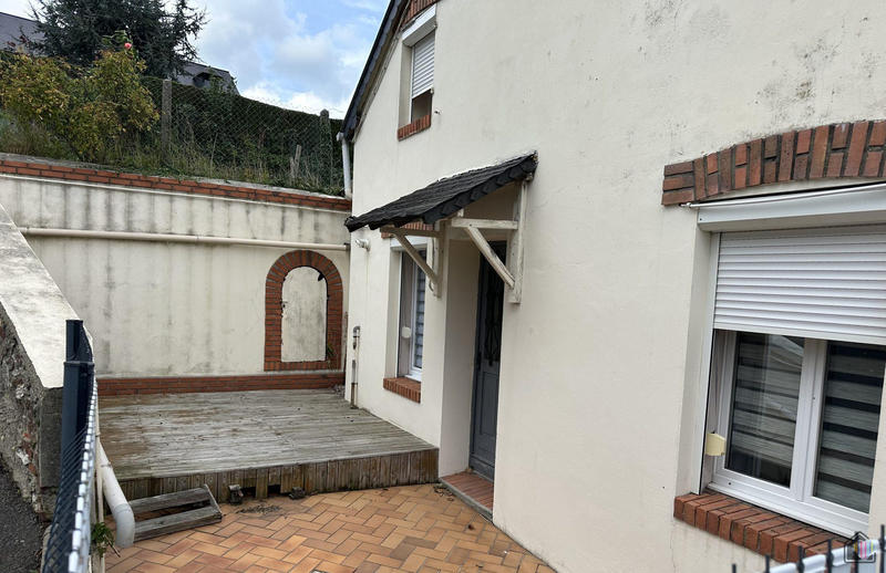 Maison - 102 m² - 4 pièces