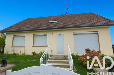 Maison - 151 m² - 7 pièces