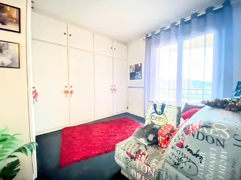 Appartement - 72 m² - 3 pièces