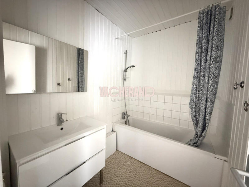 Appartement - 81 m² - 3 pièces