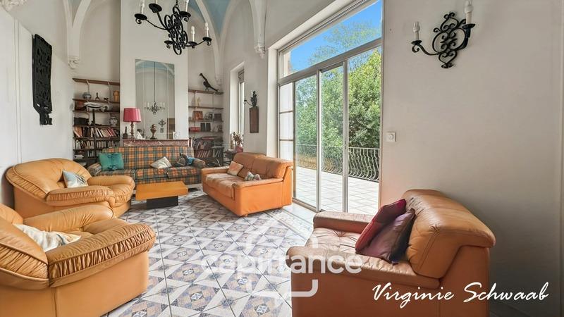 Maison bourgeoise - 282 m² - 9 pièces