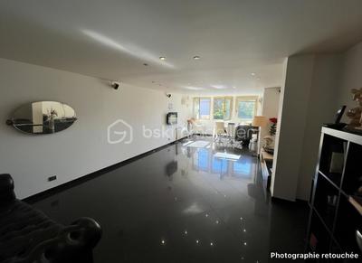 Appartement - 115 m² - 3 pièces