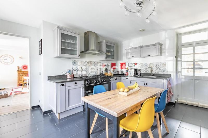 Maison - 147 m² - 6 pièces