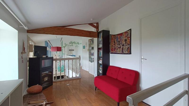 Maison en pierre - 200 m² - 6 pièces