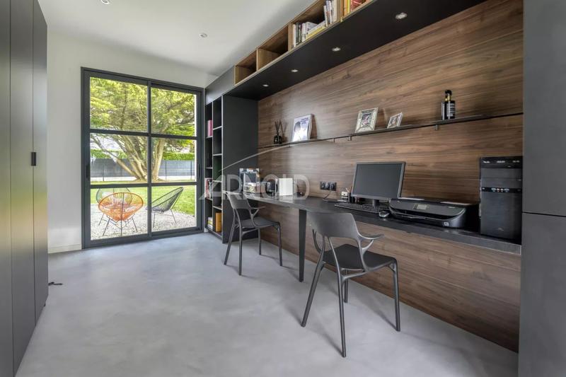 Maison - 170 m² - 6 pièces