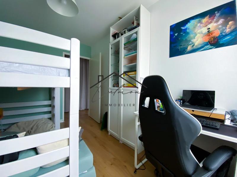 Appartement - 105 m² - 5 pièces