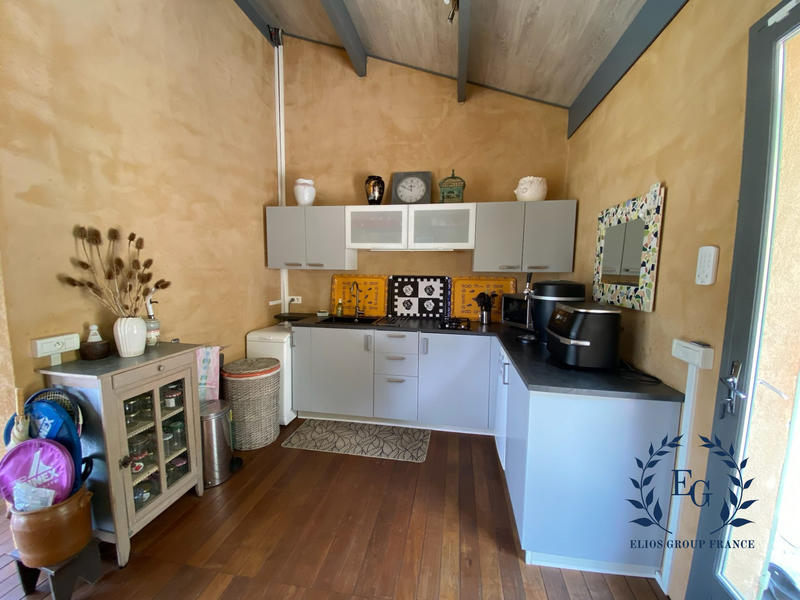 Maison traditionnelle - 198 m² - 6 pièces