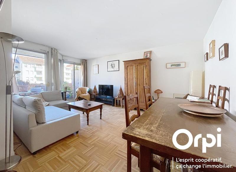 Appartement - 60 m² - 2 pièces