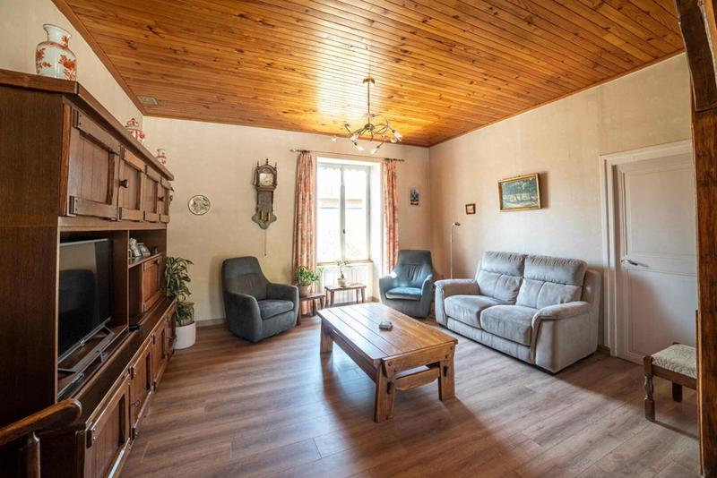 Maison - 365 m² - 7 pièces