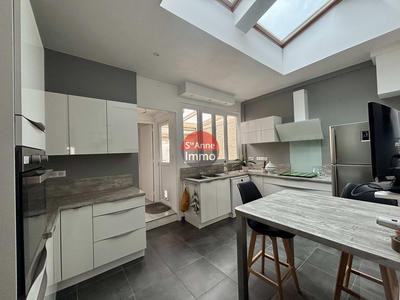 Maison - 97 m² - 5 pièces