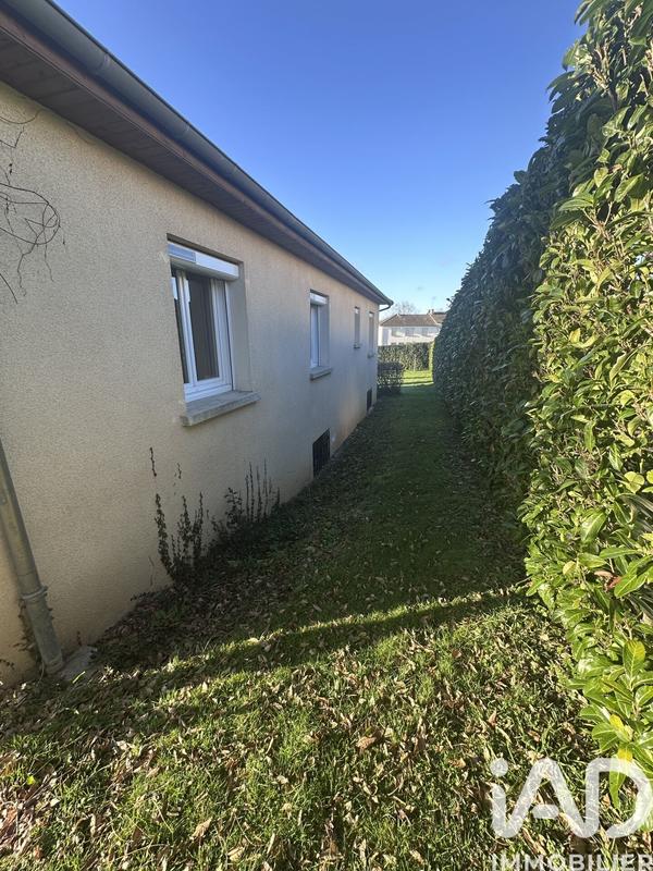 Maison - 90 m² - 5 pièces