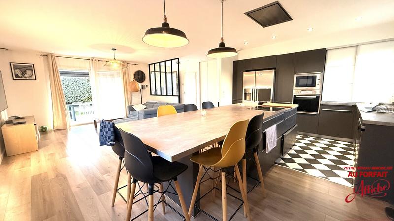 Maison - 150 m² - 7 pièces