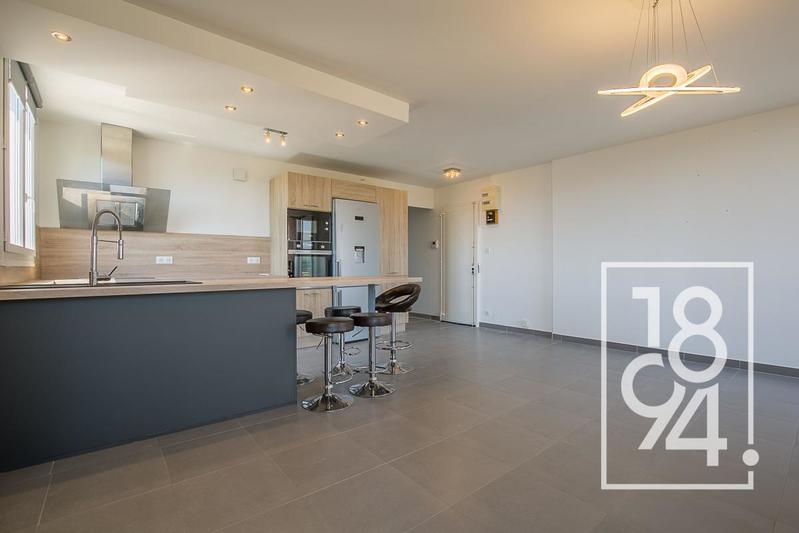 Appartement - 100 m² - 5 pièces