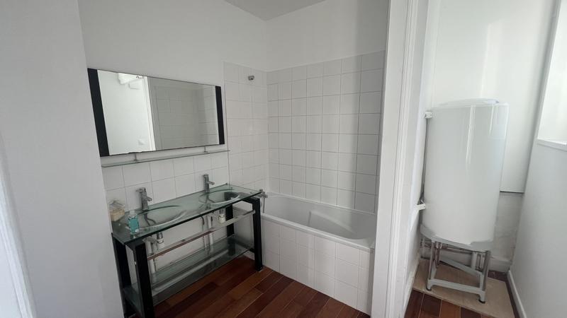 Appartement - 57 m² - 3 pièces