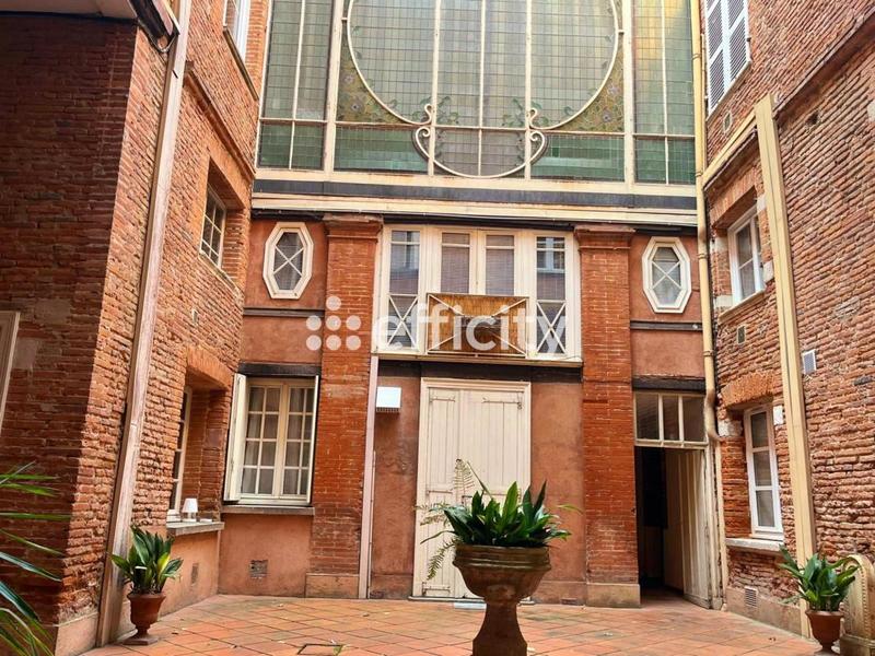 Appartement - 67 m² - 2 pièces