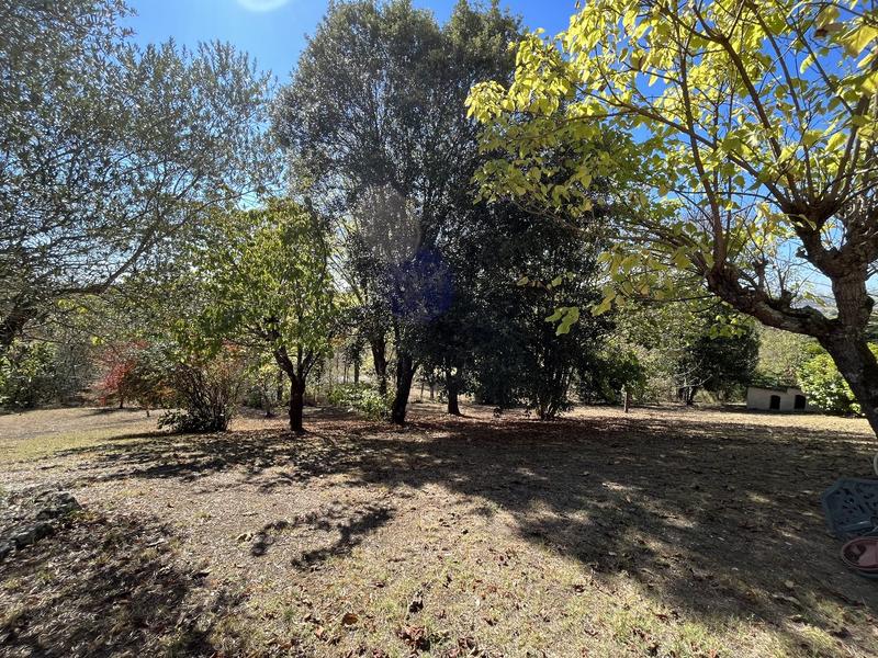 Maison - 342 m² - 10 pièces