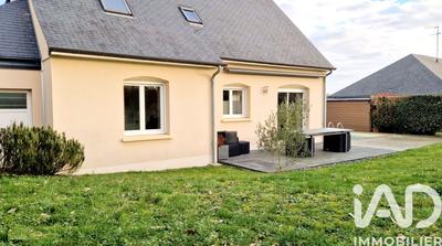 Maison - 112 m² - 6 pièces