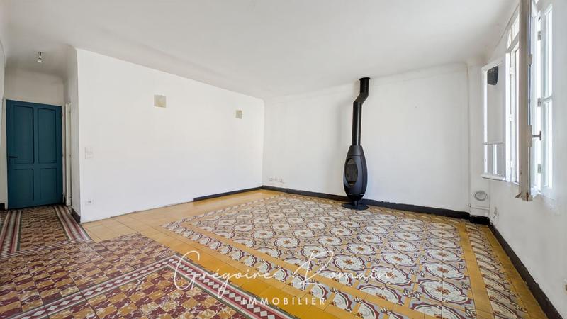 Maison - 140 m² - 6 pièces