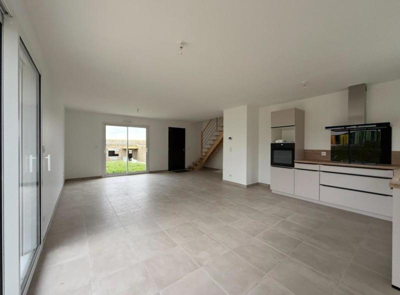 Maison - 111 m² - 5 pièces