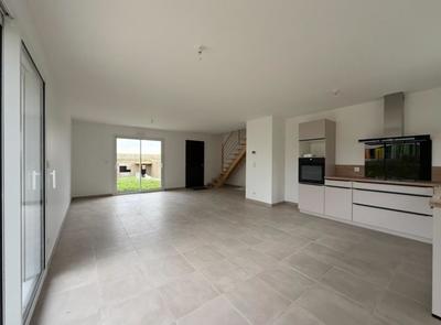 Maison - 111 m² - 5 pièces