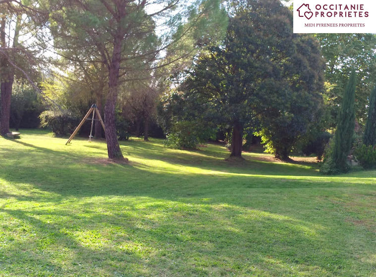 Corps de ferme - 343 m² - 10 pièces