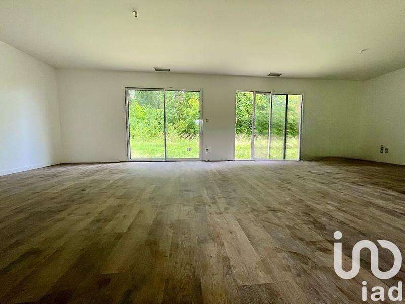 Maison - 99 m² - 4 pièces