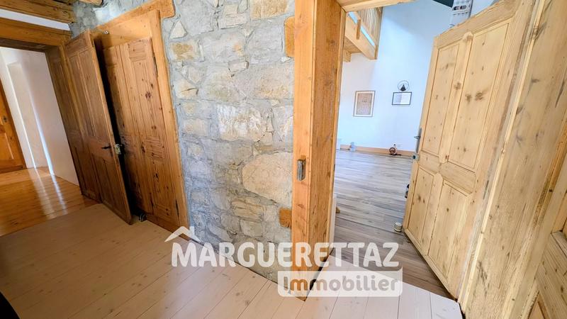 Maison - 190 m² - 5 pièces