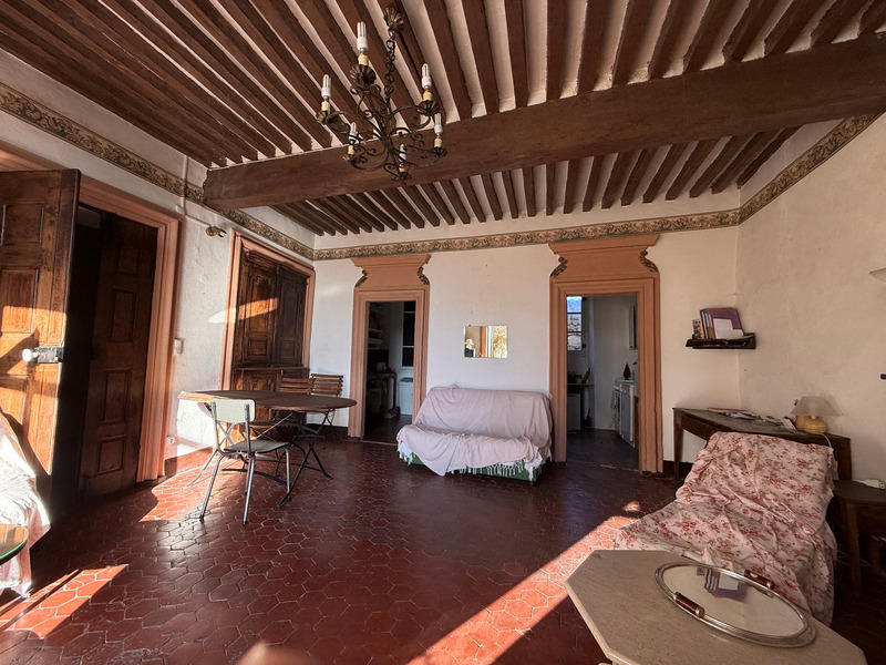 Maison - 250 m² - 10 pièces