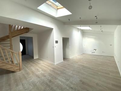 Maison ancienne - 236 m² - 11 pièces