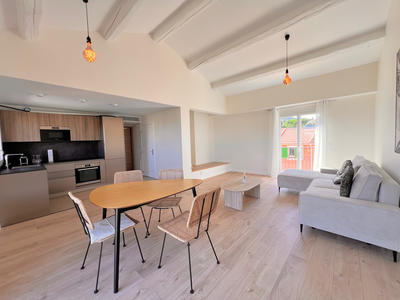 Appartement - 79 m² - 4 pièces