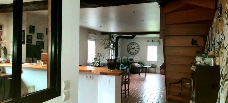 Maison - 95 m² - 4 pièces