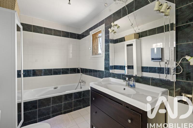 Maison - 160 m² - 5 pièces