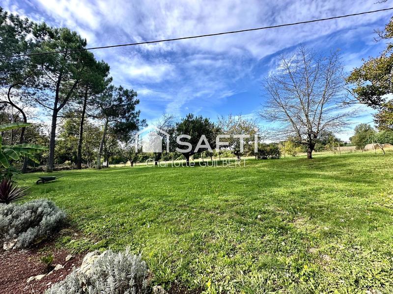 Maison - 282 m² - 7 pièces