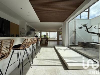 Maison - 208 m² - 5 pièces