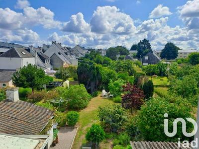 Maison - 163 m² - 9 pièces