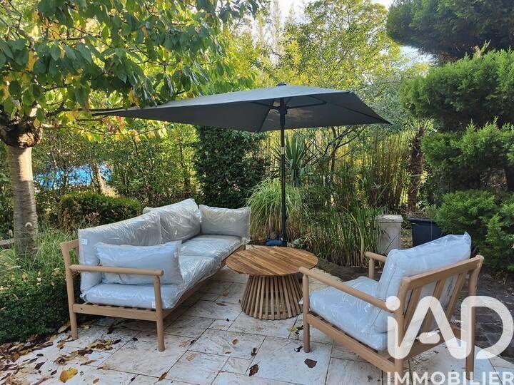 Maison - 207 m² - 6 pièces