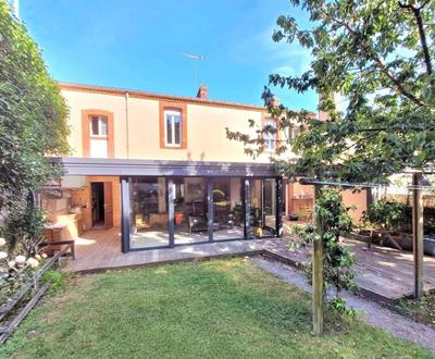 Maison en pierre - 159 m² - 6 pièces