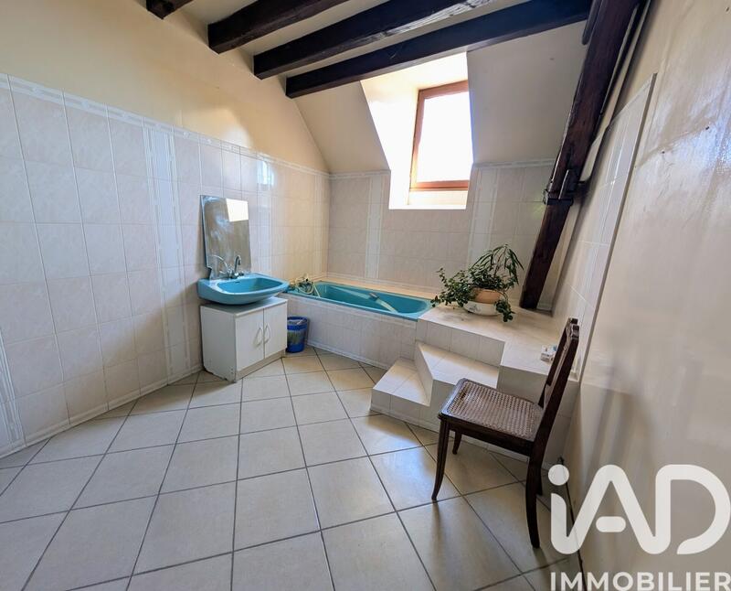 Maison de ville - 280 m² - 8 pièces