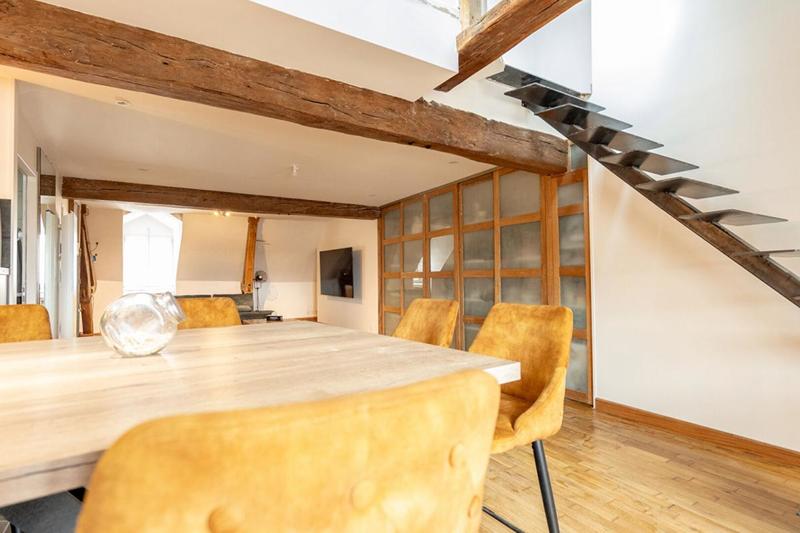 Appartement - 98 m² - 3 pièces