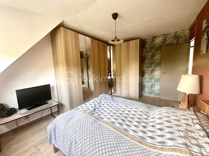 Maison - 93 m² - 5 pièces