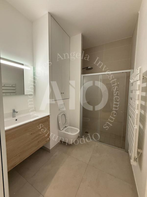 Appartement - 121 m² - 5 pièces