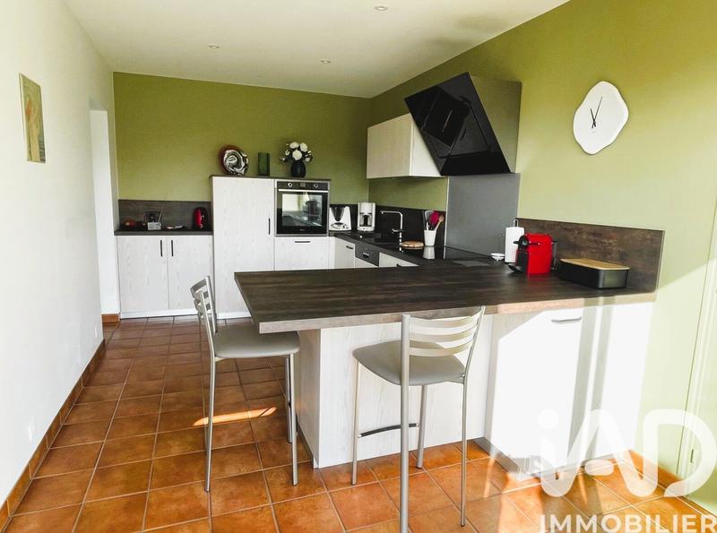 Maison - 196 m² - 6 pièces