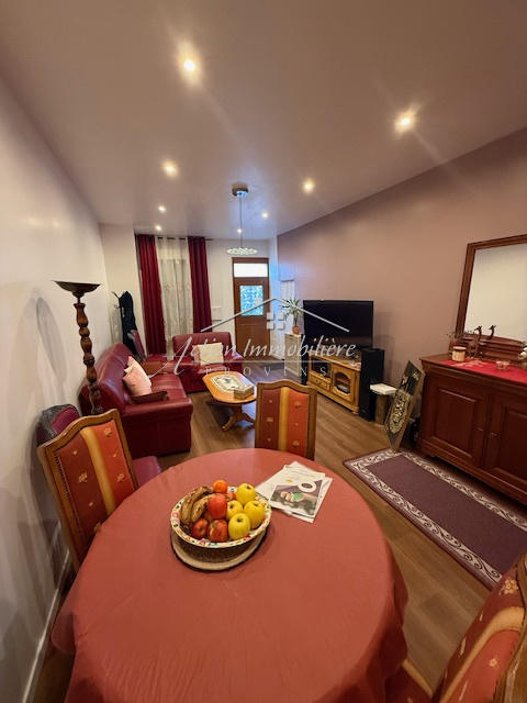 Maison - 170 m² - 7 pièces